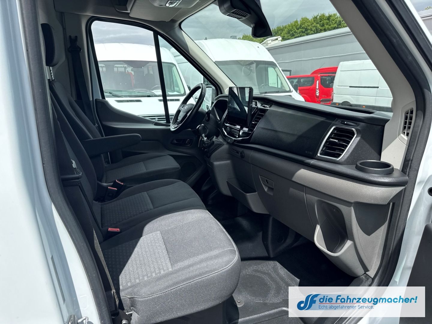 Fahrzeugabbildung Ford Transit Kasten 350 L3H3 Trend 2.0 TDCi Klimaauto