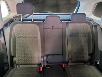 Volkswagen Tiguan - 11