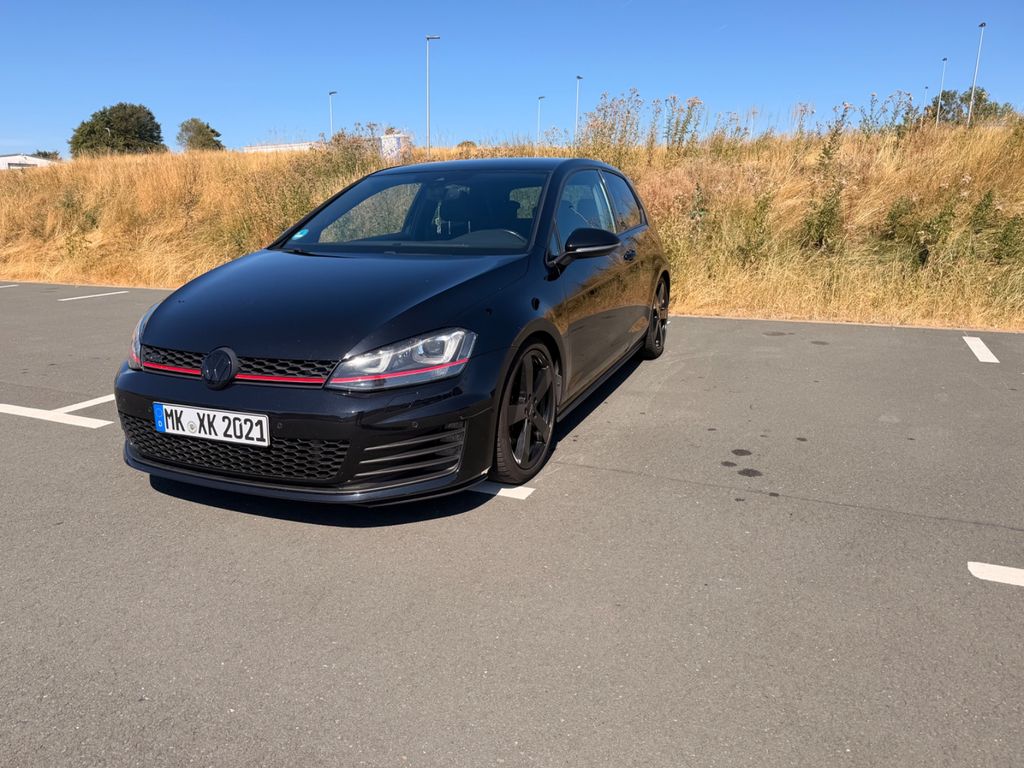Image of Volkswagen Golf