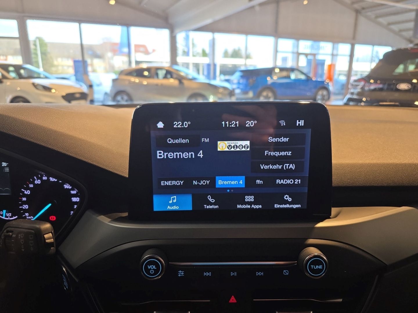 Fahrzeugabbildung Ford Focus Turnier ST-Line GJR Navi LED ACC Apple Car