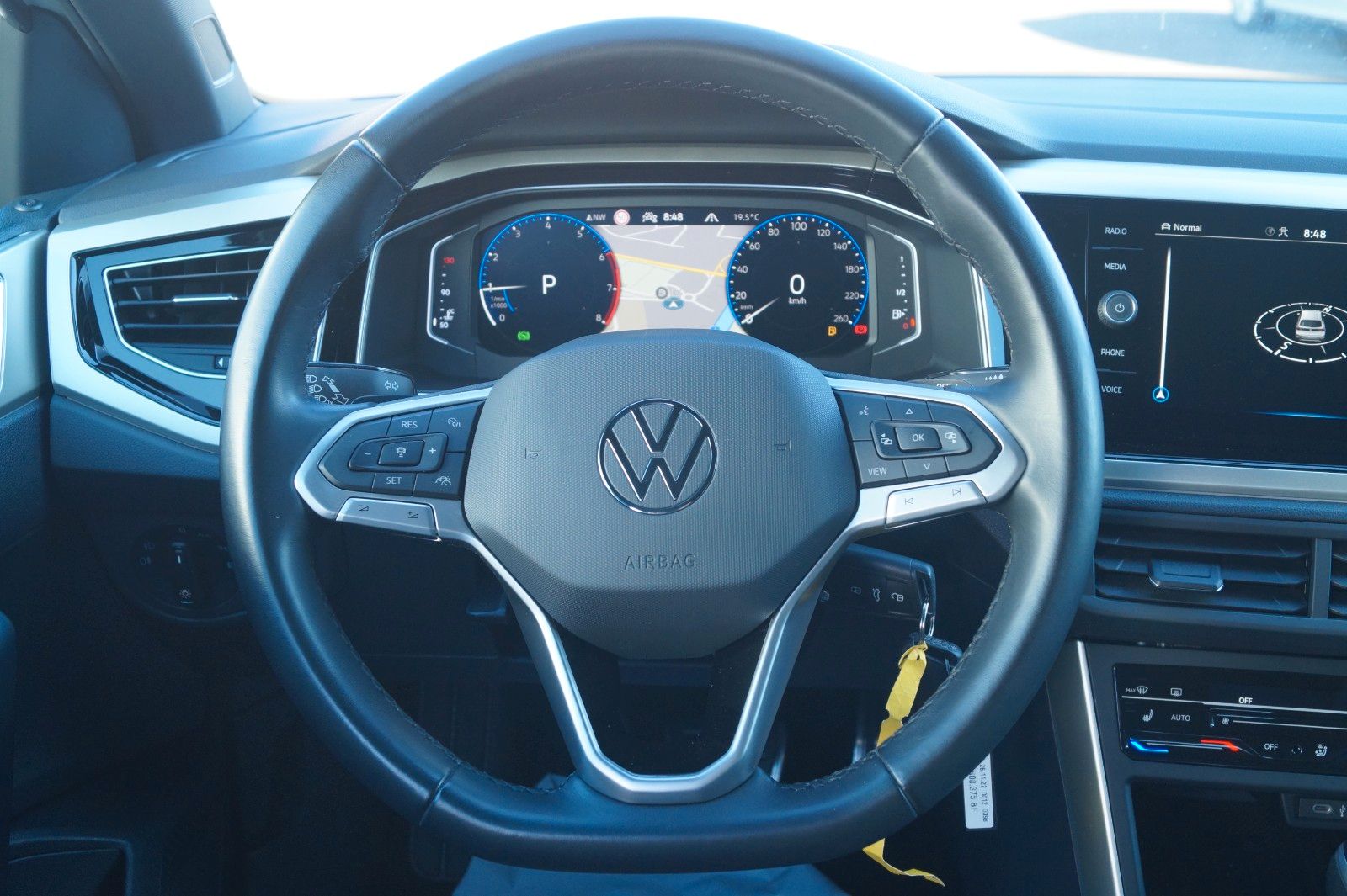 Fahrzeugabbildung Volkswagen Taigo Move 1.0 TSI 7-Gang DSG *TÜV neu
