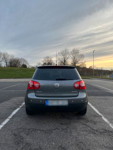 Volkswagen VW GOLF 5 | 1.6 FSI