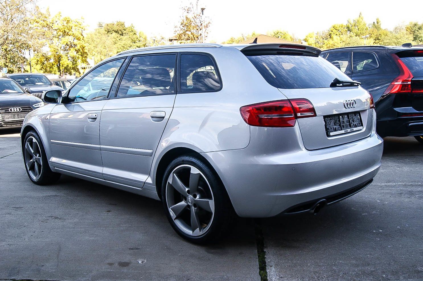 Fahrzeugabbildung Audi A3 Sportback 20TDI S-LINE DSG XENON NAVI SPORT