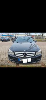 Mercedes-Benz 220 - Mercedes-Benz 220 aus 2011