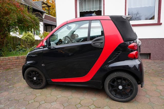 Smart ForTwo 451 Cabrio Sondermodell Sharp Red