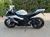 Suzuki GSX-R 750 (L0)  - SUZUKI GSX R