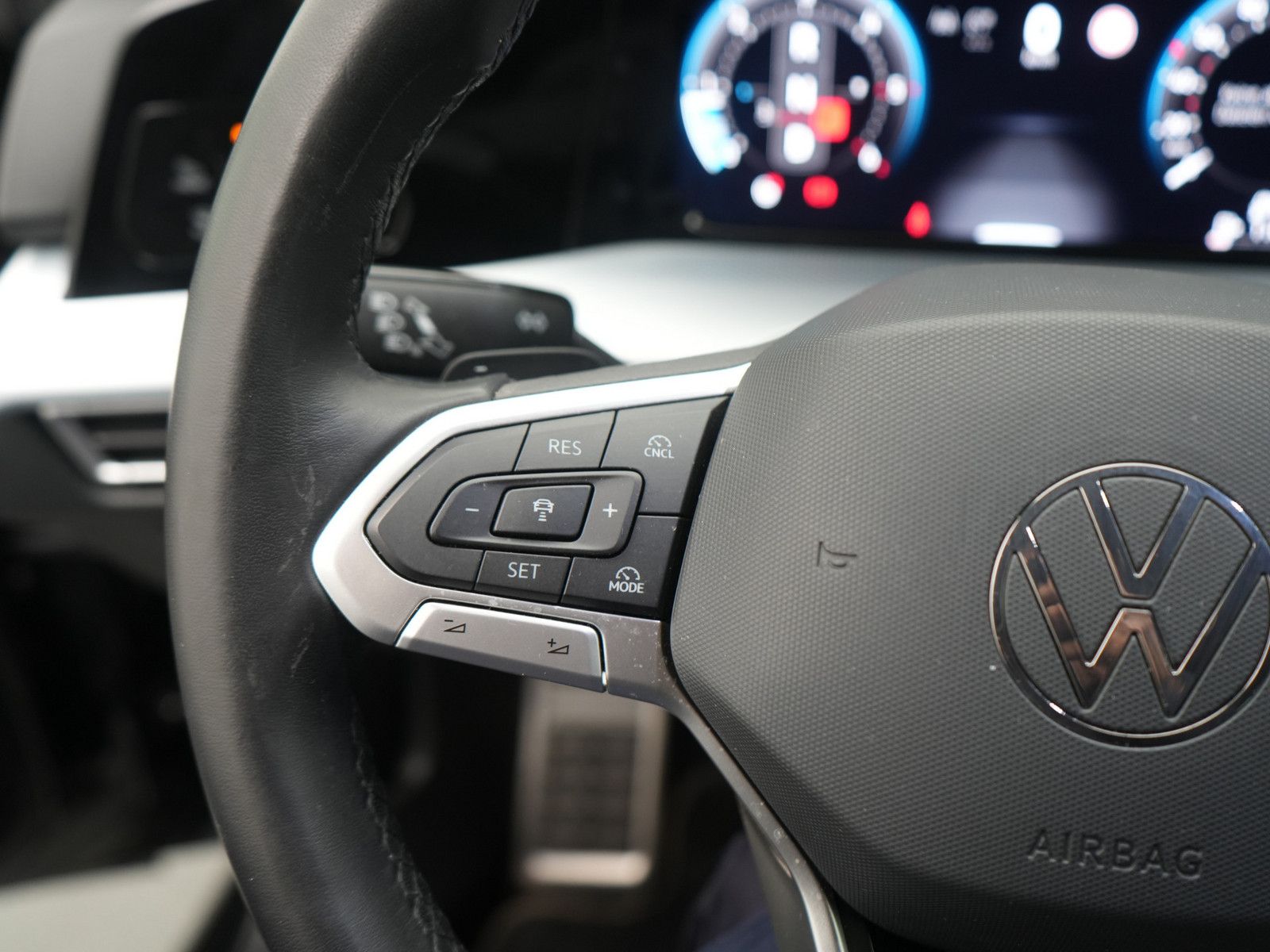 Volkswagen Golf - Bild 7