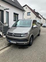 Volkswagen T6 Multivan Highline Mojawe Beige Metallic - mit Diesel-Antrieb: mit Klimaanlage, Metallic