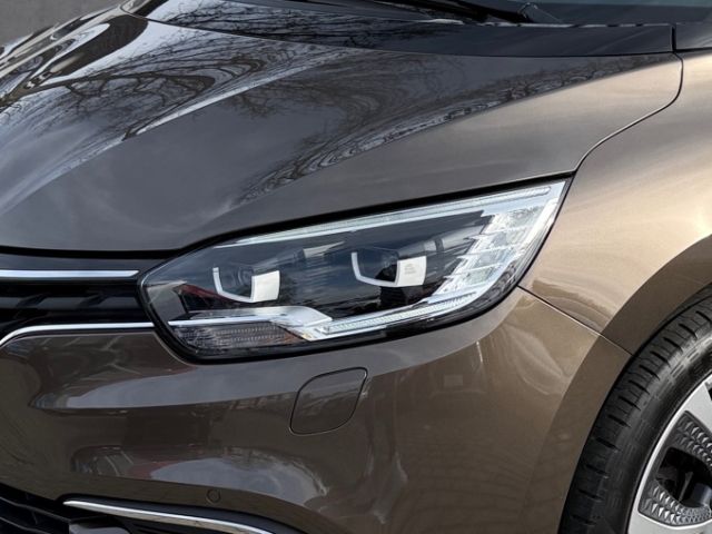 Fahrzeugabbildung Renault Scenic IV Grand Intens 1.6 dCi 130 Energy HUD LE