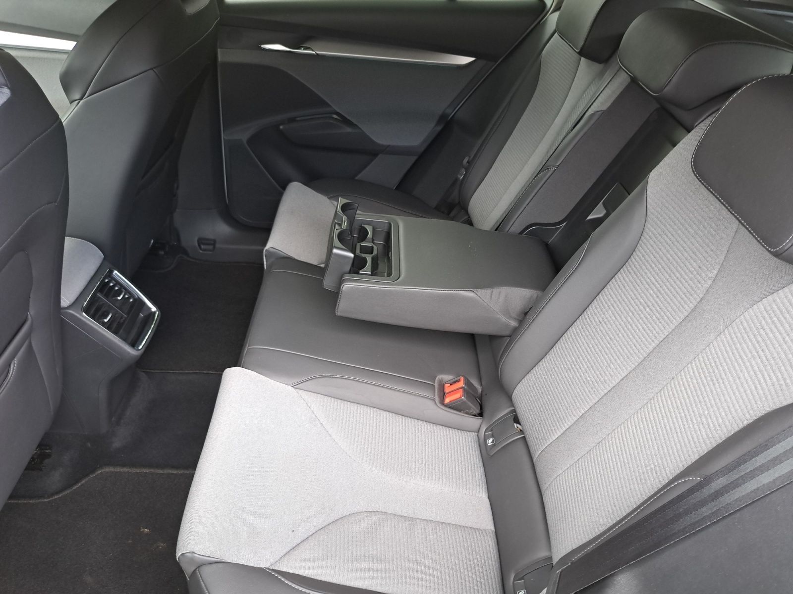 Skoda Enyaq - Bild 14