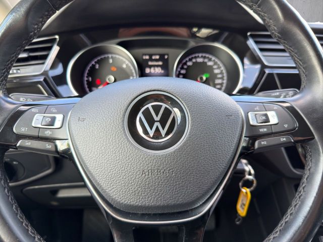 Touran Highline 2.0 TDI DSG Navi/RFK/Sitzhzg/APC