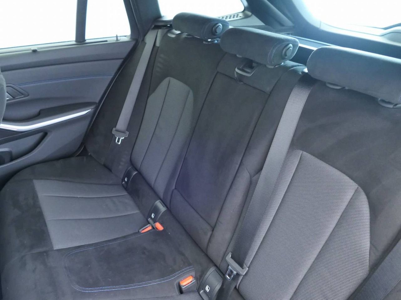 BMW 320 - Bild 14