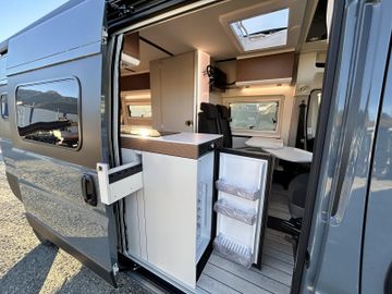 Westfalia Columbus 600 E 180 PS 8G SAT Solar LED Premium