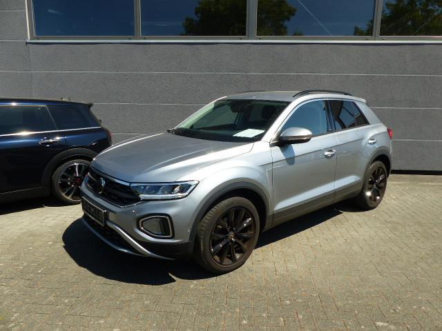 Volkswagen T-Roc Move 1.5 *LED*CAM*SHZ*DIG. COCKPIT*18"*