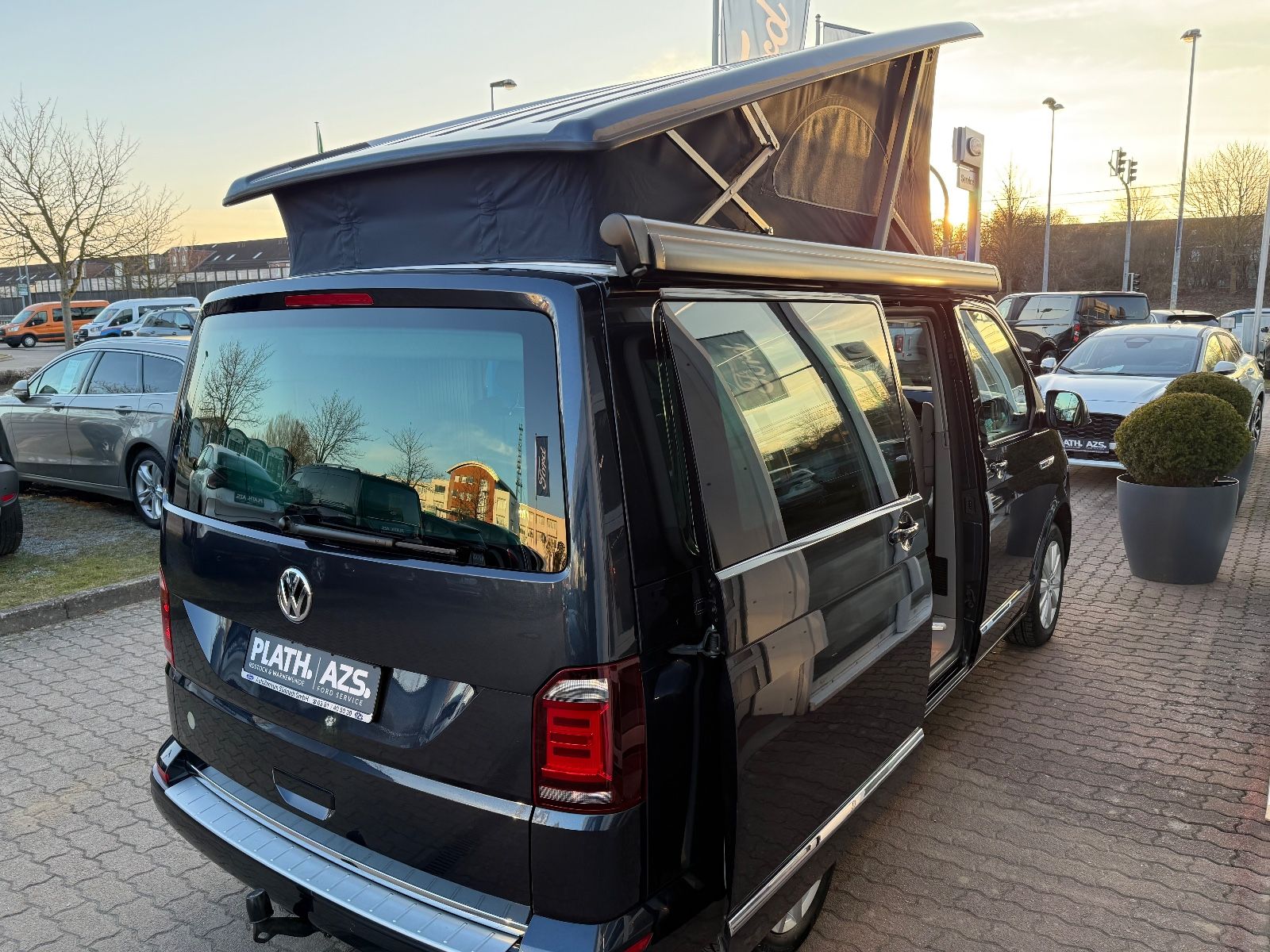 Volkswagen T6 California California Ocean Blue foto 20