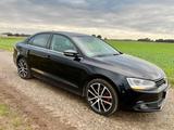 Volkswagen VW Jetta VI | 200 PS | Automatik Top-Ausstattung - VW Jetta mit Schiebedach