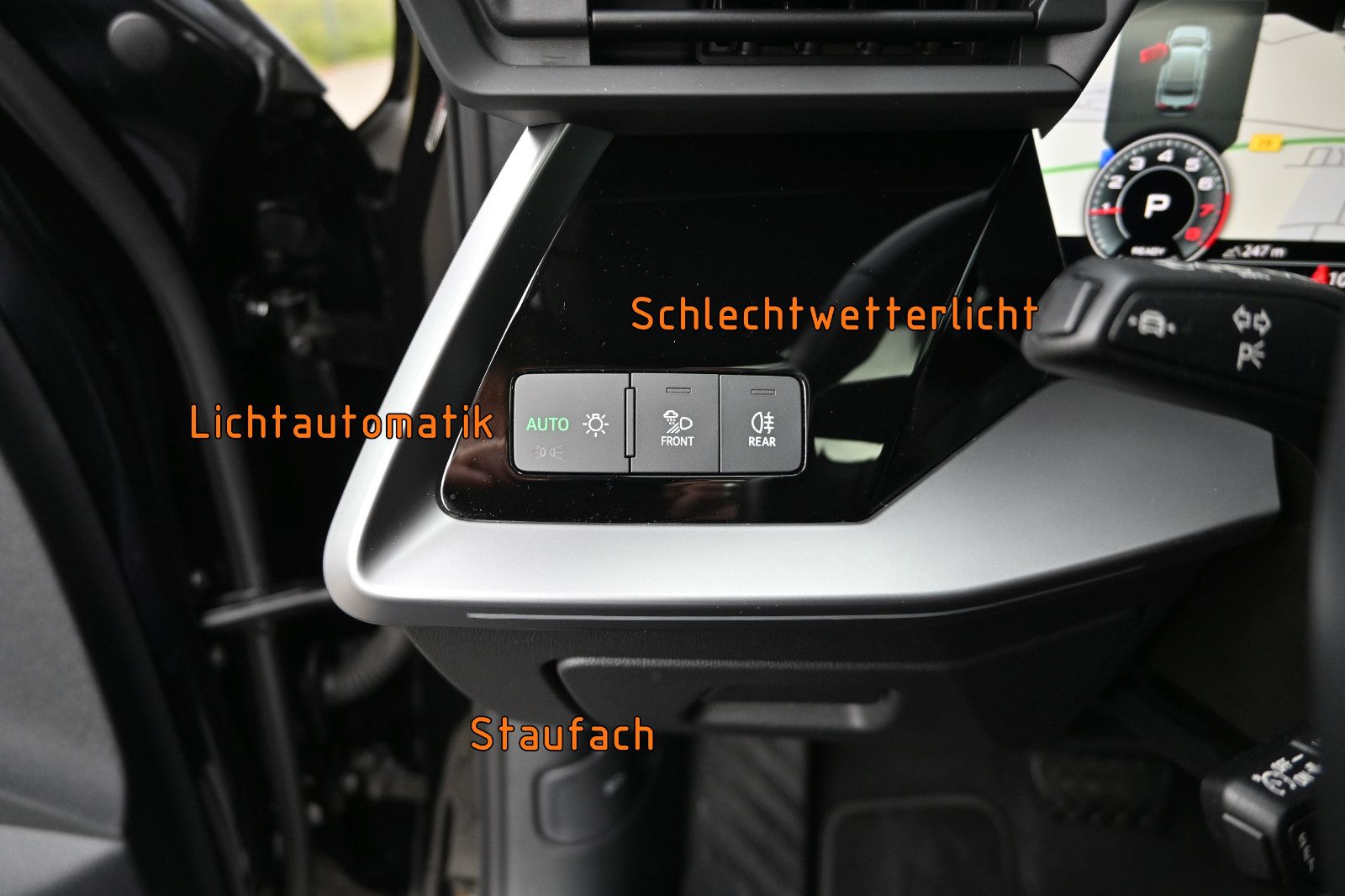 Fahrzeugabbildung Audi A3 35 TFSI S tro. Limousine °ACC°PANO°HEAD-UP°
