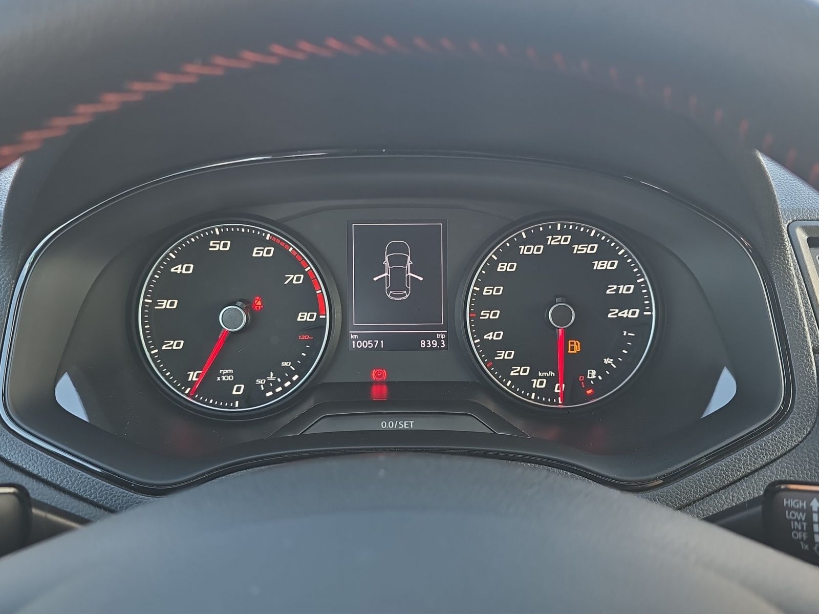 Fahrzeugabbildung SEAT Ibiza FR Black Edition 1.0 TSI KAMERA NAVI LED