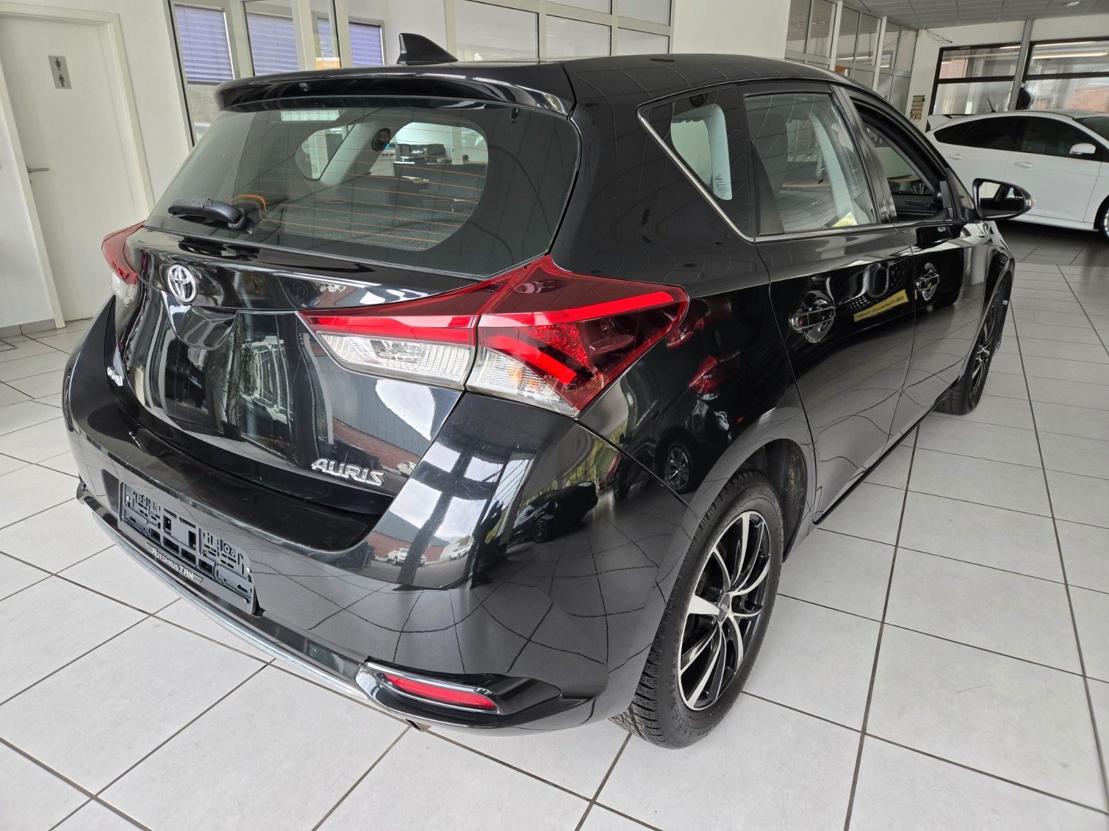 Fahrzeugabbildung Toyota Auris Comfort