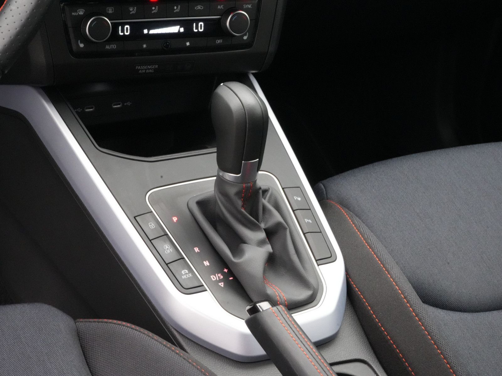 Seat Arona - Bild 10