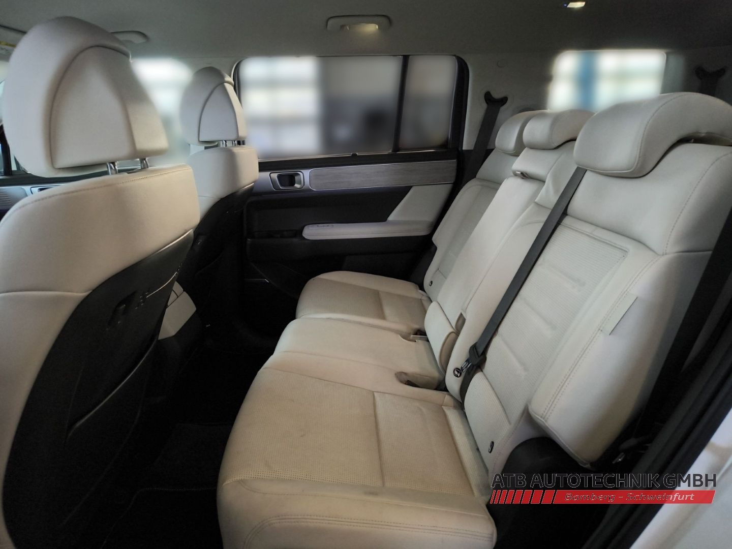 Fahrzeugabbildung Hyundai SANTA FE Signature 7-Sitzer PHEV 4WD Technik Dig
