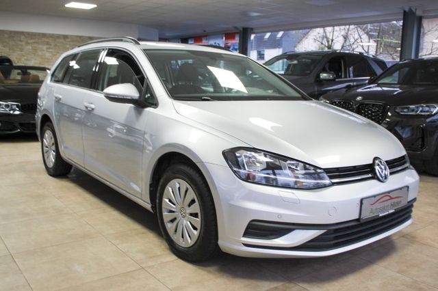 Volkswagen Golf  Variant 1.6 TDI Navi PDC SHZ 2.Hand