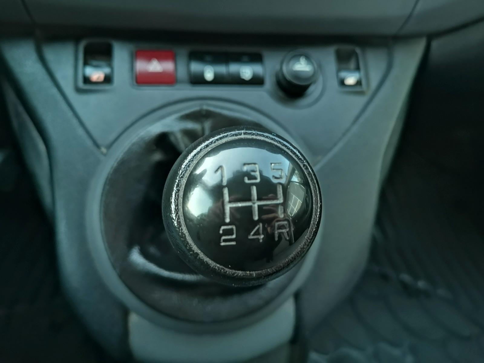 Peugeot Partner L1 Komfort 1.HAND KLIMA PARKTRONIK EURO5