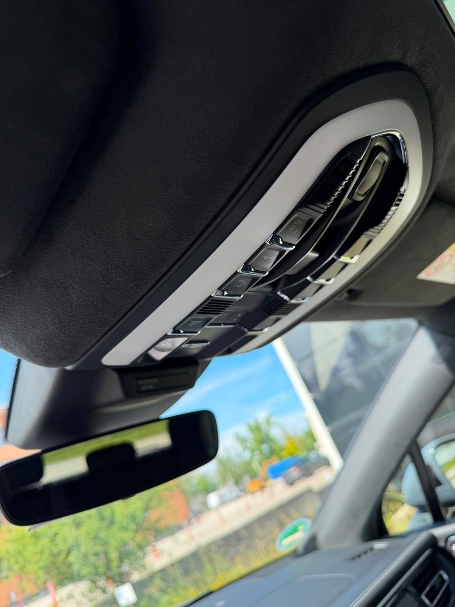 Porsche Macan GTS Abgassport Panorama approved 7/28 foto 11