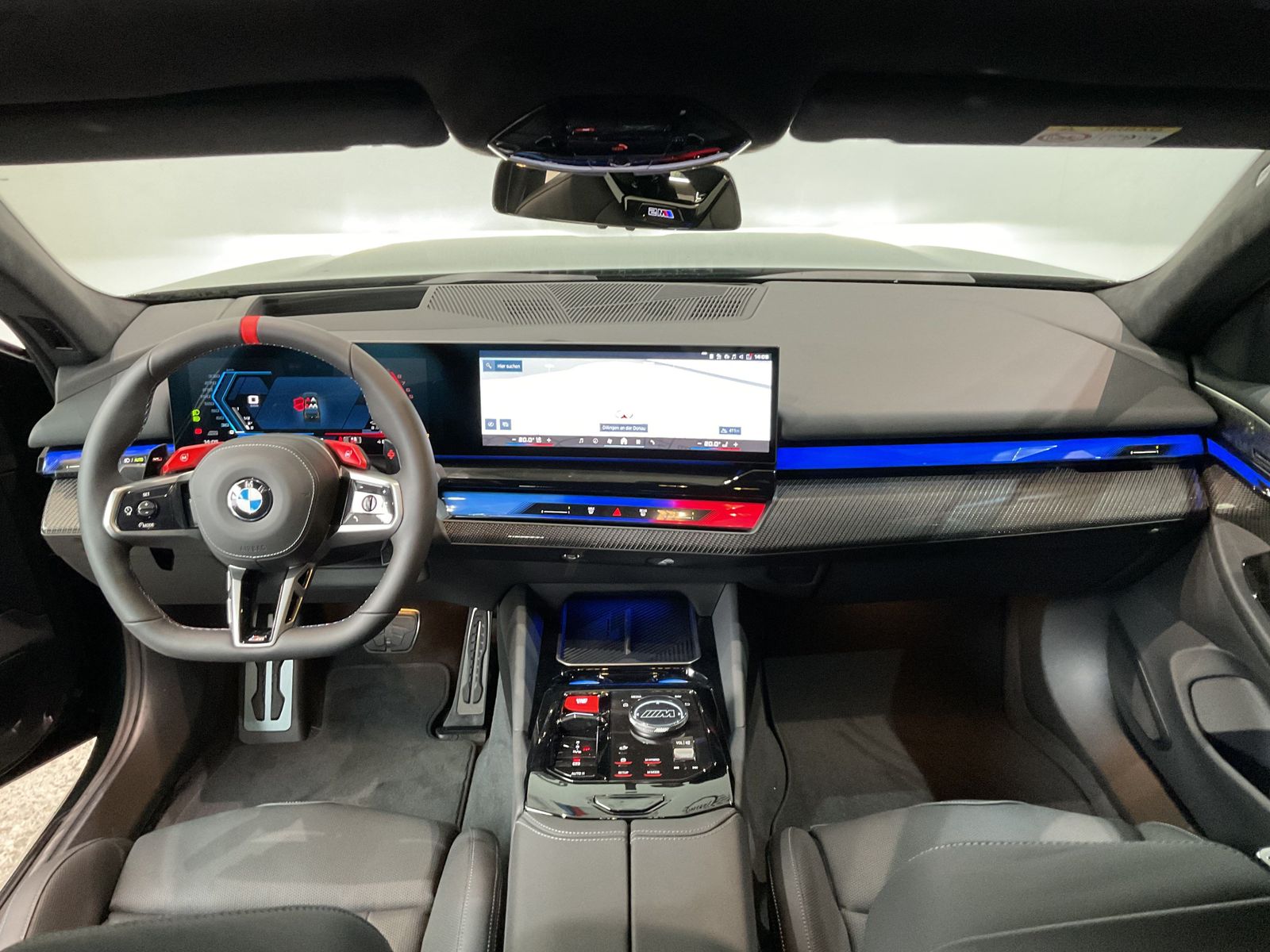 Fahrzeugabbildung BMW M5 Limousine *AHK *Sitzbelüftung *Komfortzugang