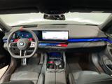 BMW M5 Limousine *AHK *Sitzbelüftung *Komfortzugang - mit Hybrid-Antrieb: Grün, Limousine