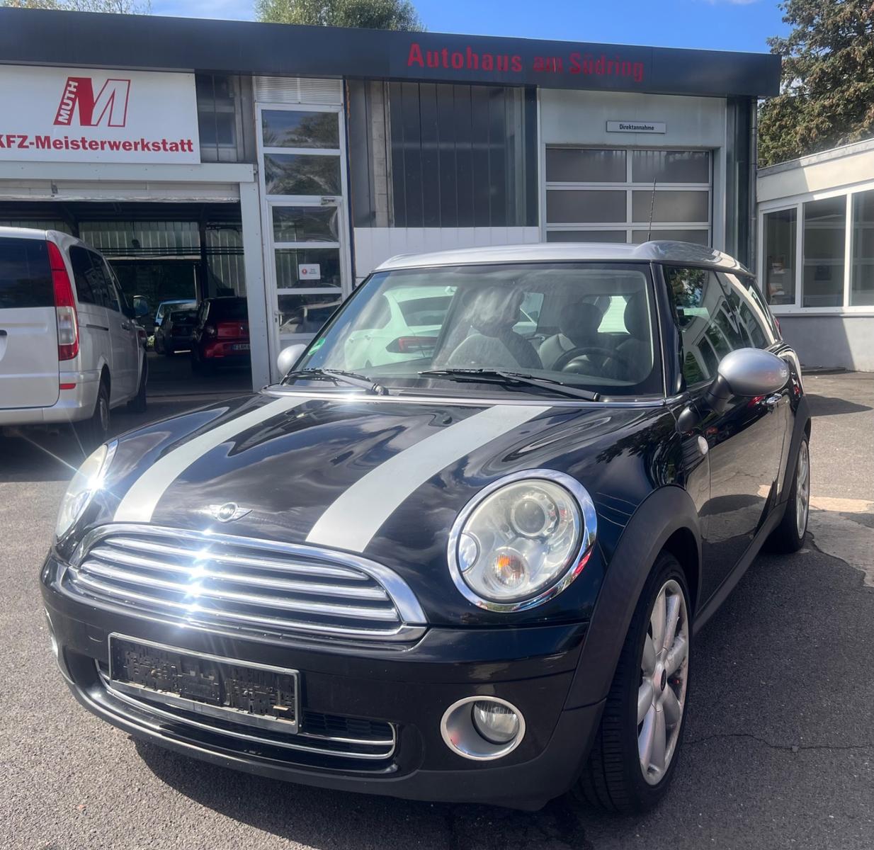 MINI Cooper 1.6 /Leder/SZH/Panorama/Xenon/PDC/ALU