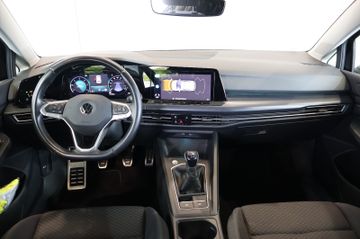 Volkswagen Golf VIII 2.0 TDI United AID+ACC+LED+CARPLAY