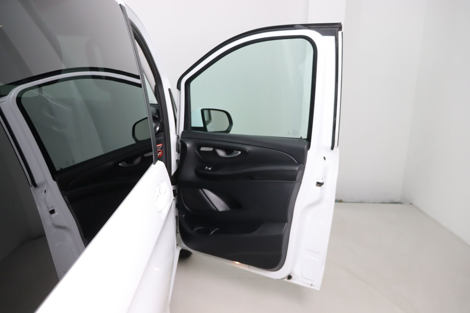 Fahrzeugabbildung Mercedes-Benz V 220 d * ILS * LED * Sitzhzg. * Tempomat