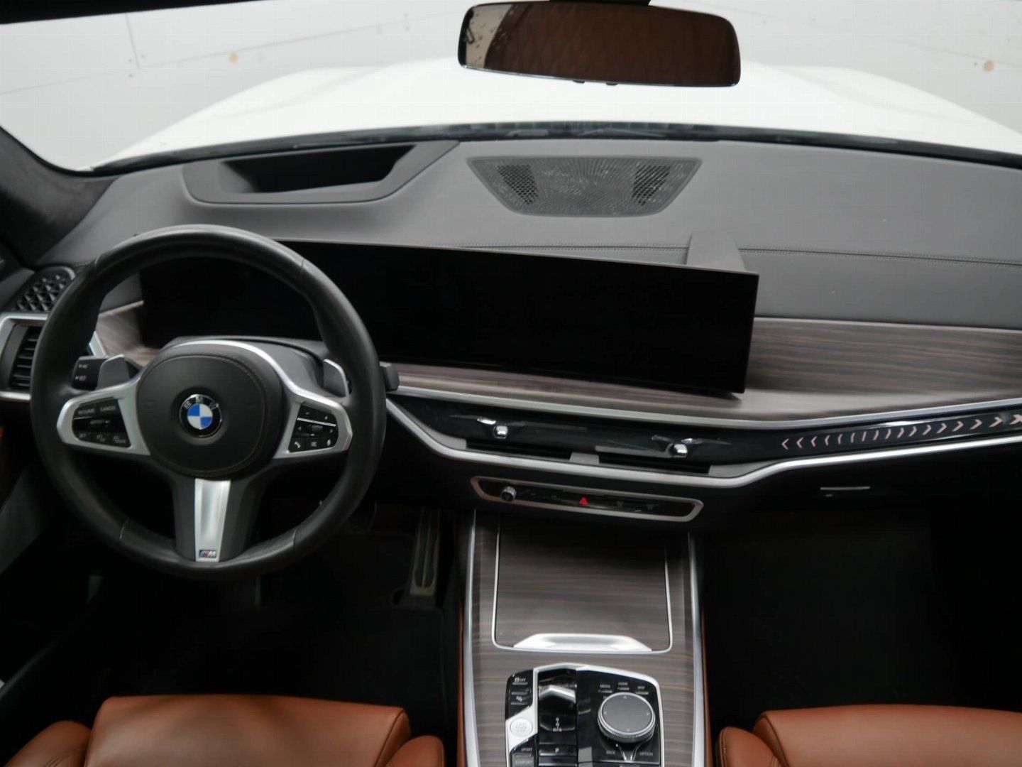 Fahrzeugabbildung BMW X7 xDrive40d M Sportpaket, Sky Lounge, Standheiz