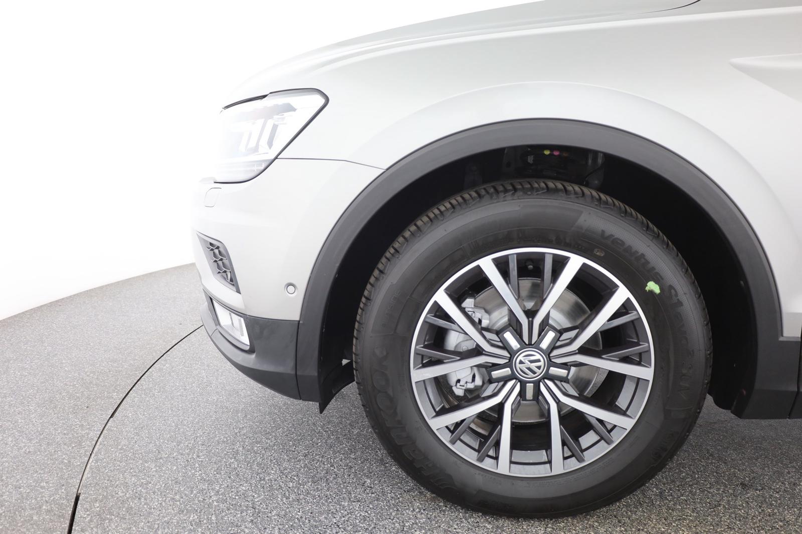 Volkswagen Tiguan 1.4 TSI Comfortline LED AHK Kamera ACC