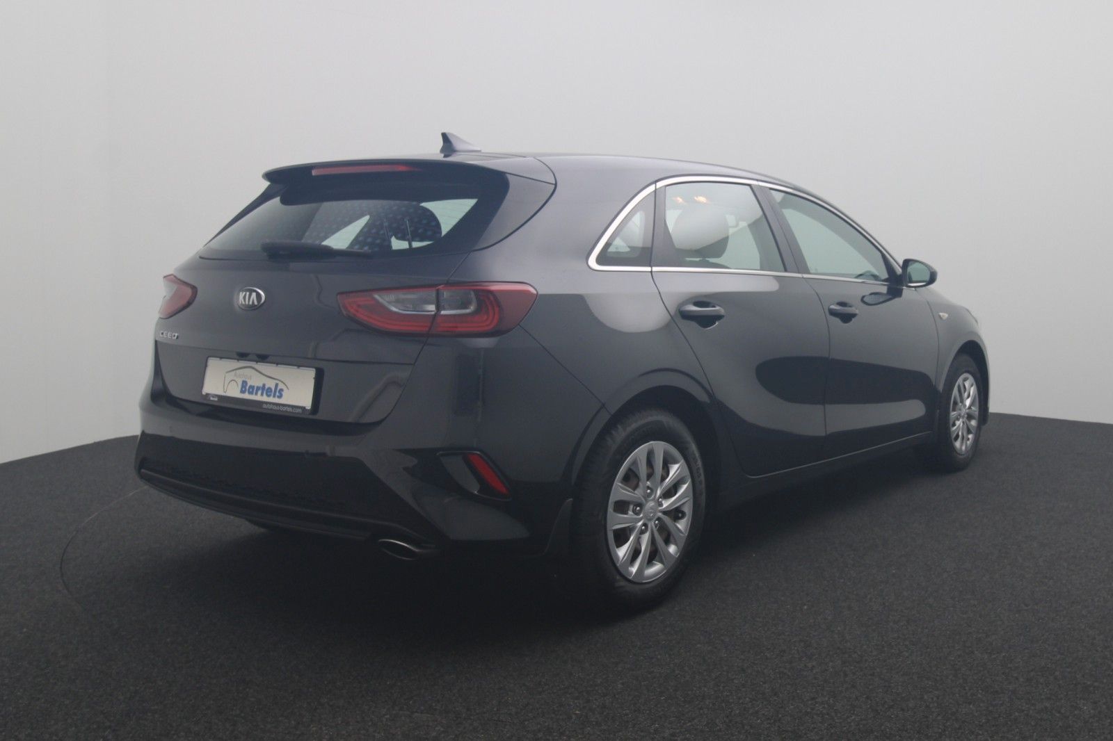 Fahrzeugabbildung Kia Ceed 1.4 TEMPO SHZ LDA