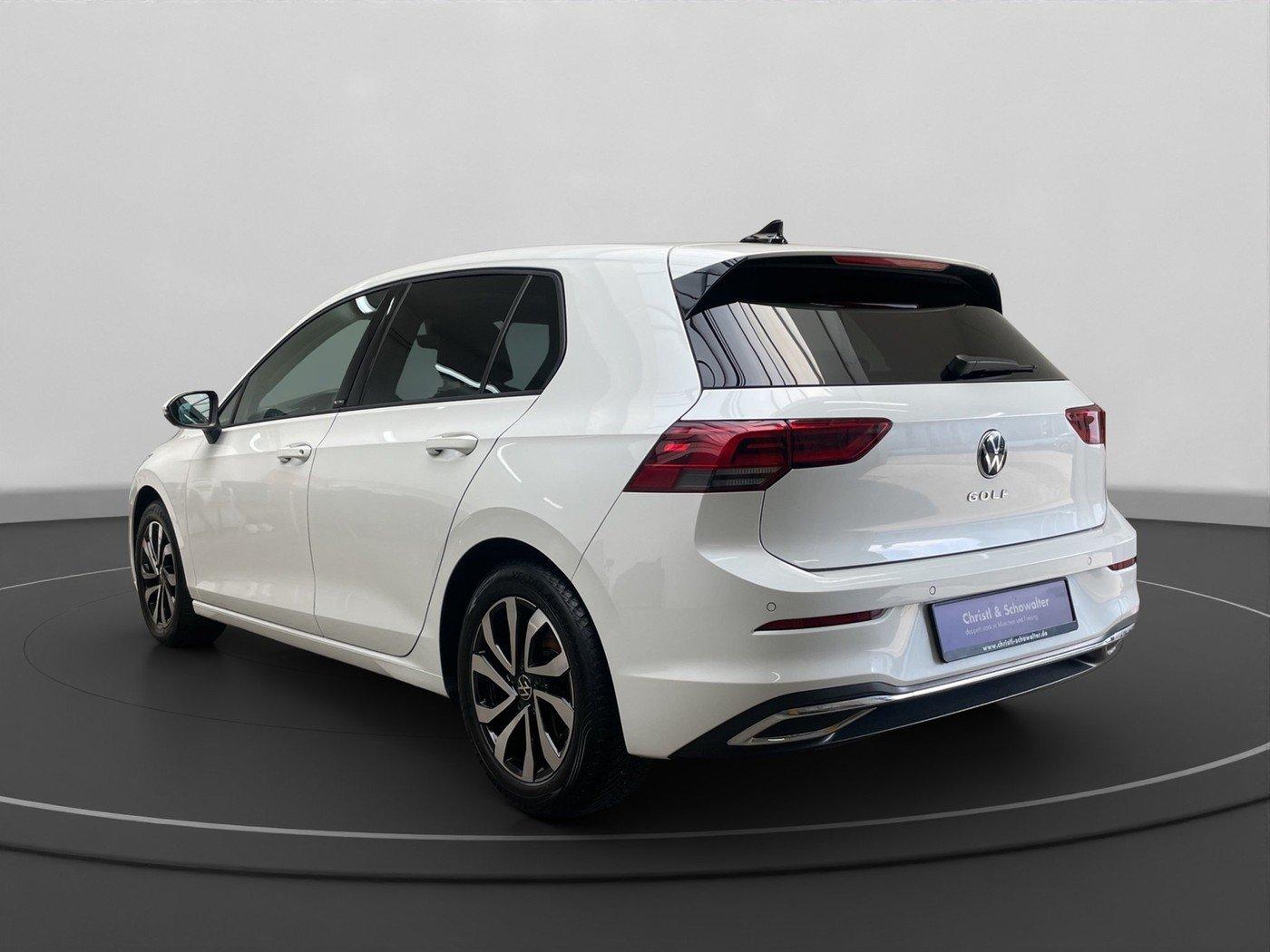 Volkswagen Golf VIII Active LED PANO HEADUP SHZ KESSY