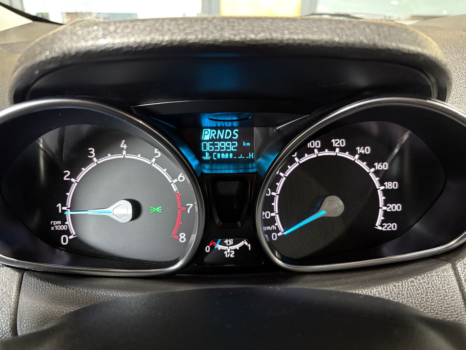 Fahrzeugabbildung Ford EcoSport Trend/8-FACH&SHZ/KLIMA/NAVI/PDC