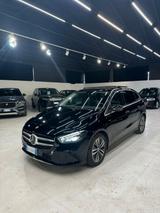 Mercedes-Benz MERCEDES-BENZ B180 - Mercedes B 180 mit Halbautomatikschaltung