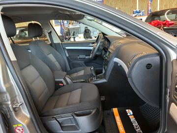 Skoda Octavia *TÜV0328*SCHECKHEFT*TEMPO*AHK*KLIMA*PDC