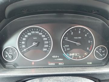 BMW 318 - 12