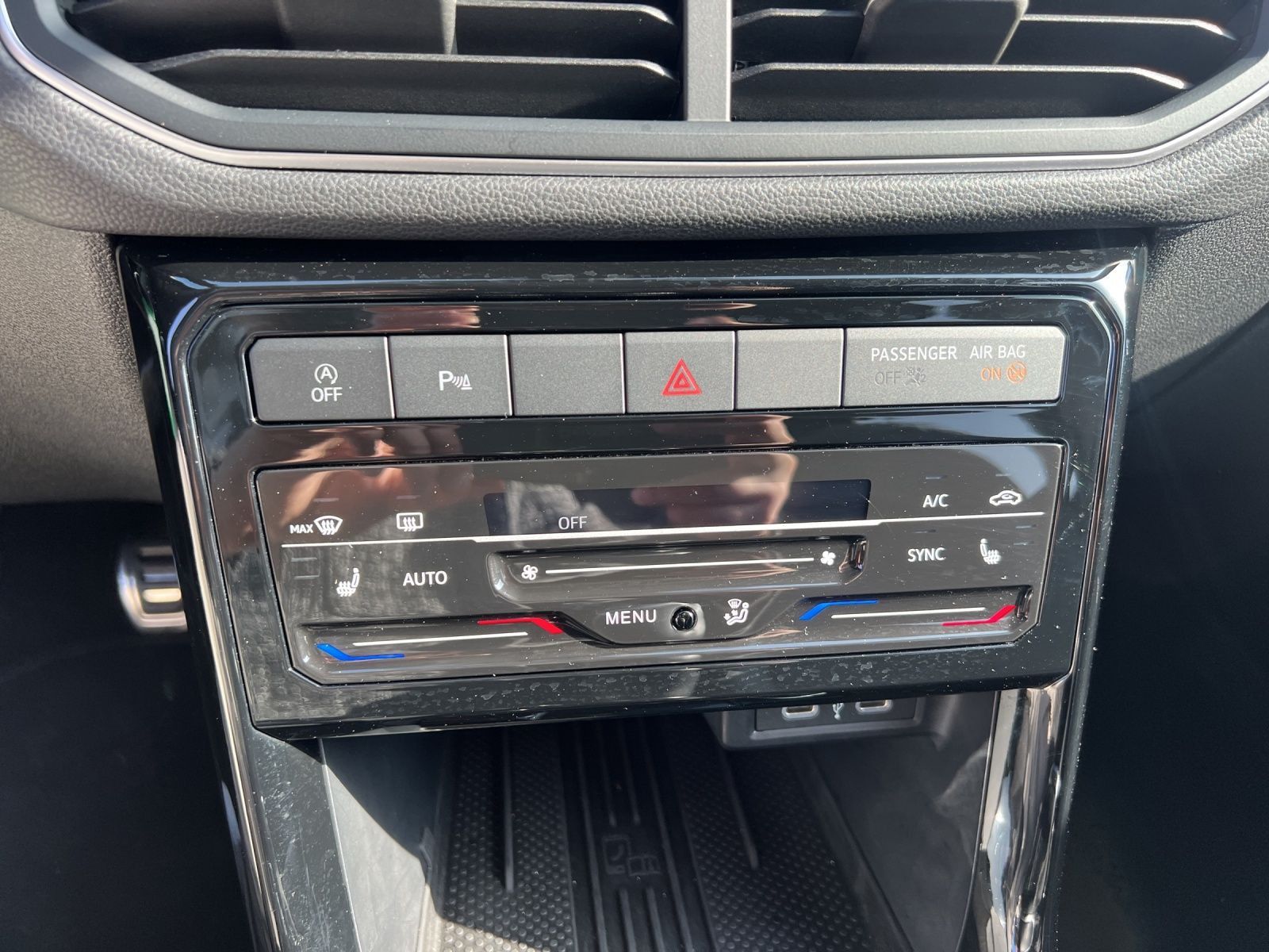 Volkswagen T-Cross - Bild 13