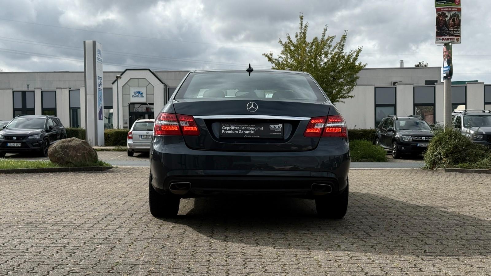 Mercedes-Benz E 220 Elegance *Automatik*AMG-Paket*Xenon*