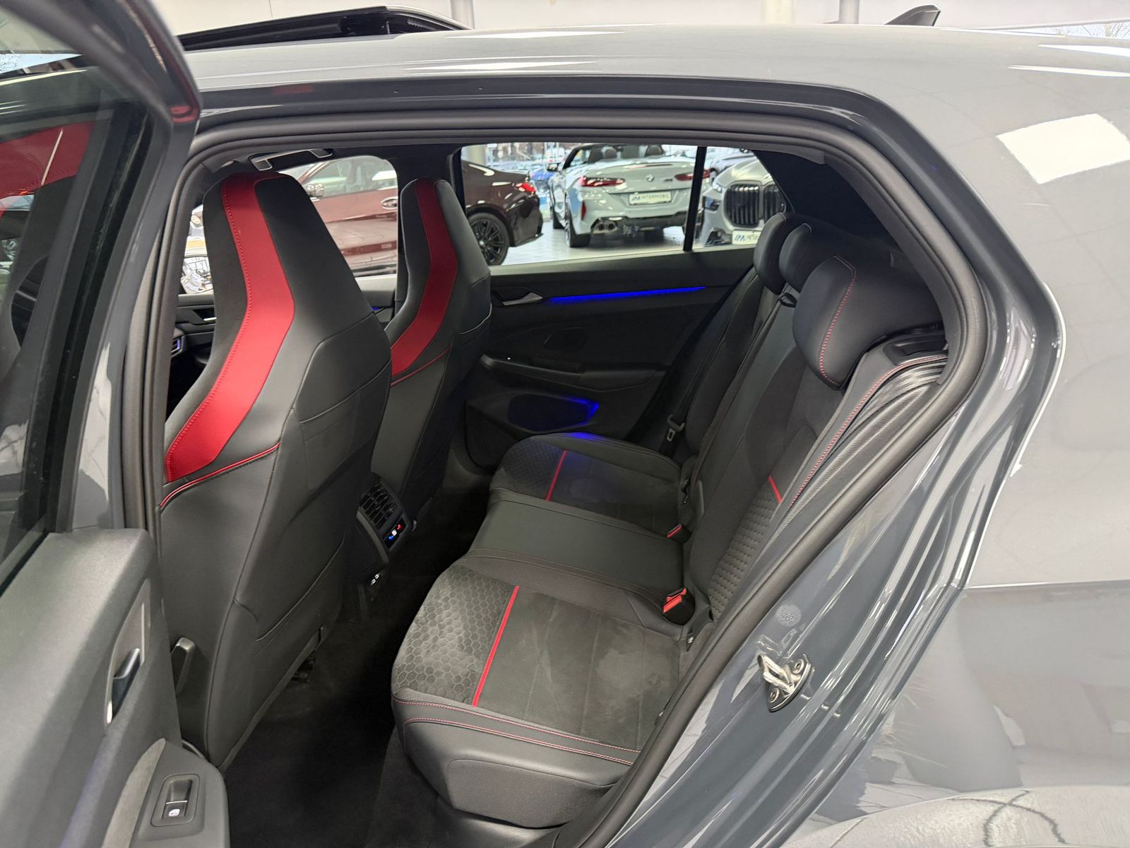 Volkswagen Golf GTI Clubsport *PANO*H/K*AKRAPOVIC*ACC*KAM* foto 22