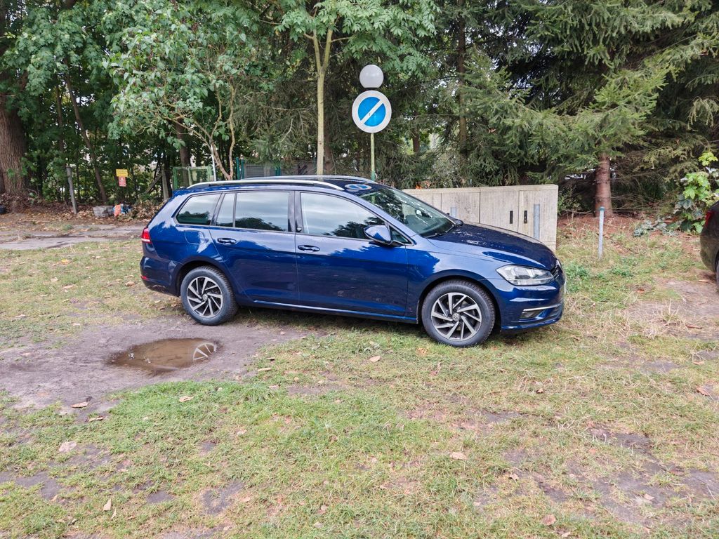 Image of Volkswagen Golf