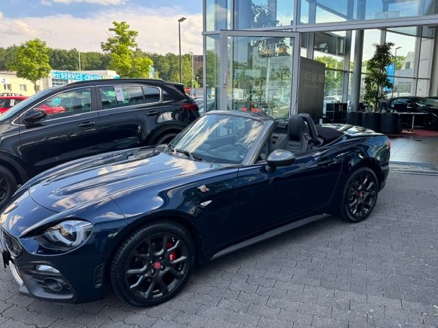 Fahrzeugabbildung Abarth 124 Spider 1.4 MultiAir Turbo AT Turismo LED NAV