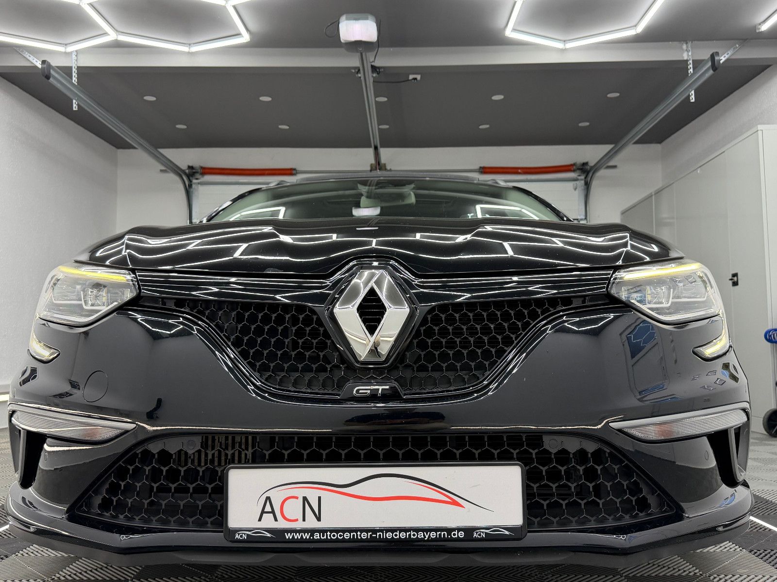 Fahrzeugabbildung Renault Megane IV Grandtour GT 4CONTROL/HuD/AHK/eGSD