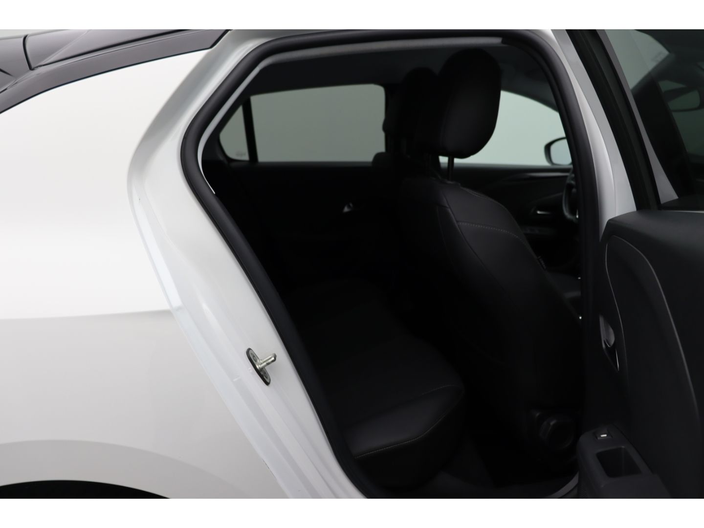 Fahrzeugabbildung Opel Corsa-e Corsa F e Elegance Kamera Sitzheizung