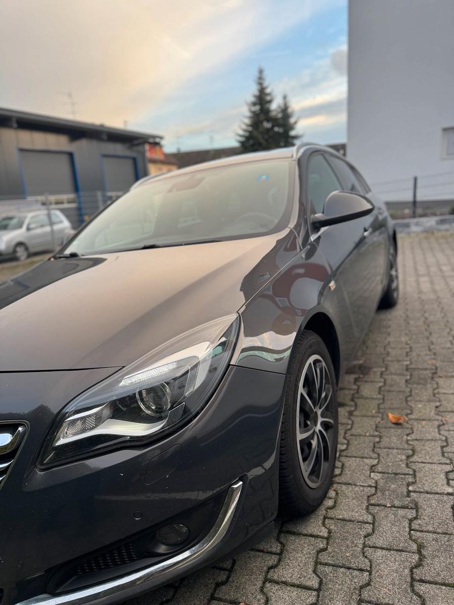 Opel Insignia 2014 — interior
