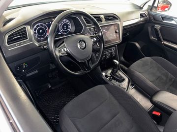 Volkswagen Tiguan - 9